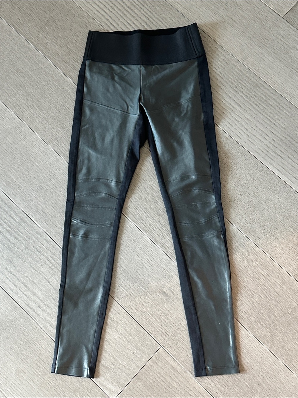 Koral Black Shiny Leggings XS